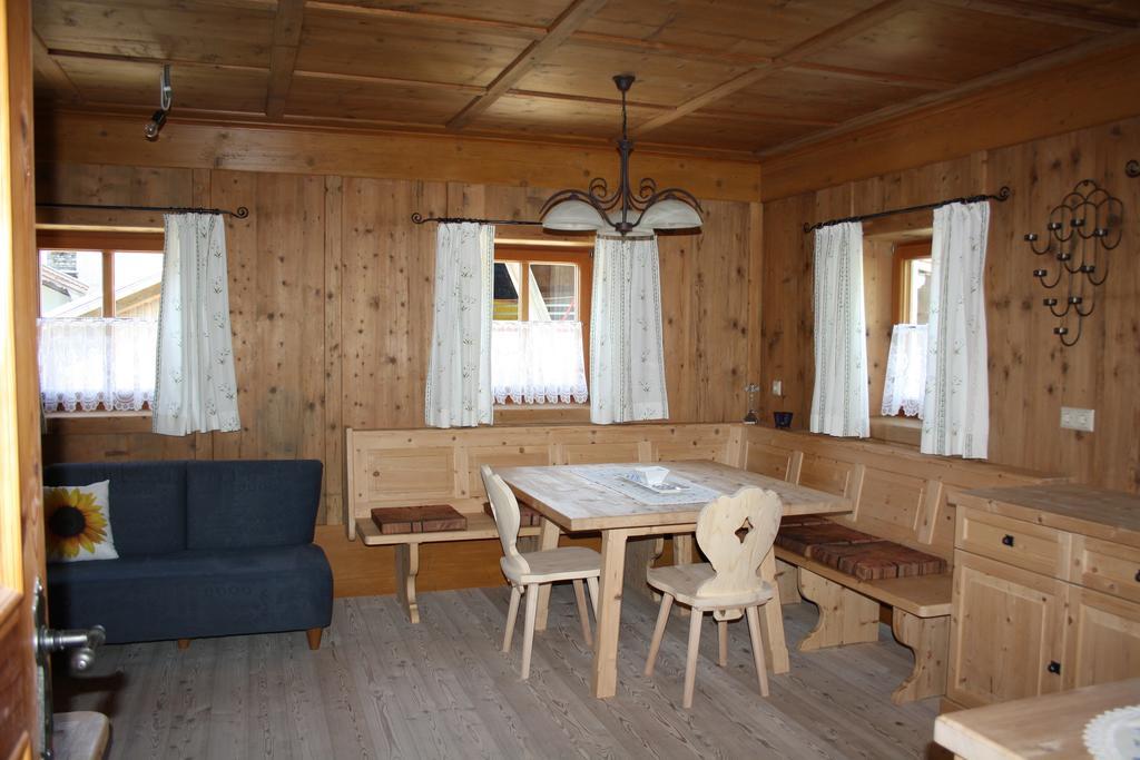 Haus Bachmann Apartment Assling Phòng bức ảnh